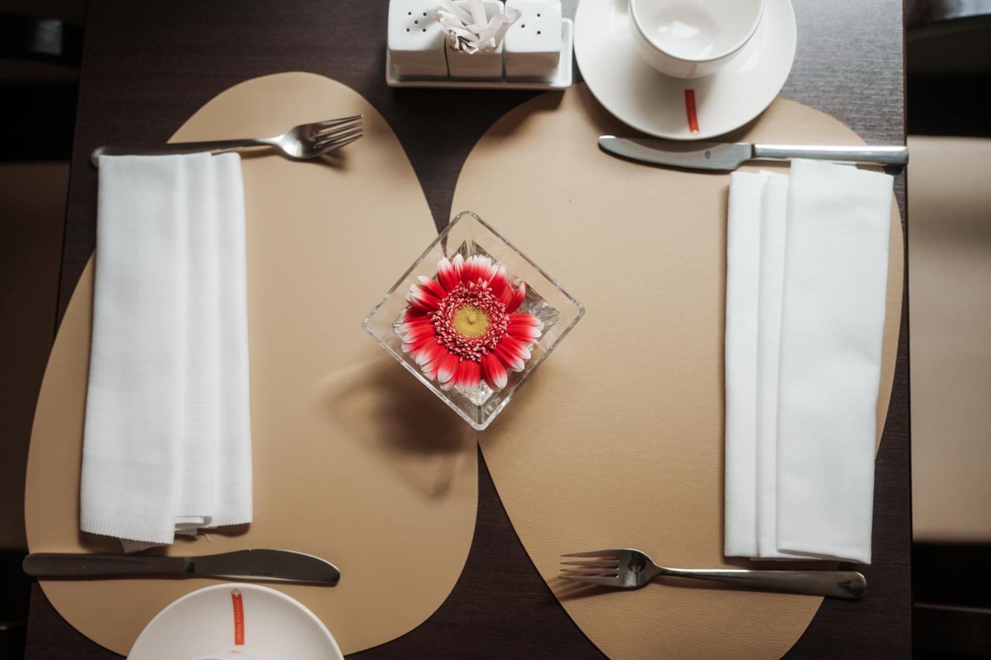 Hotel Helvetia Center 3*